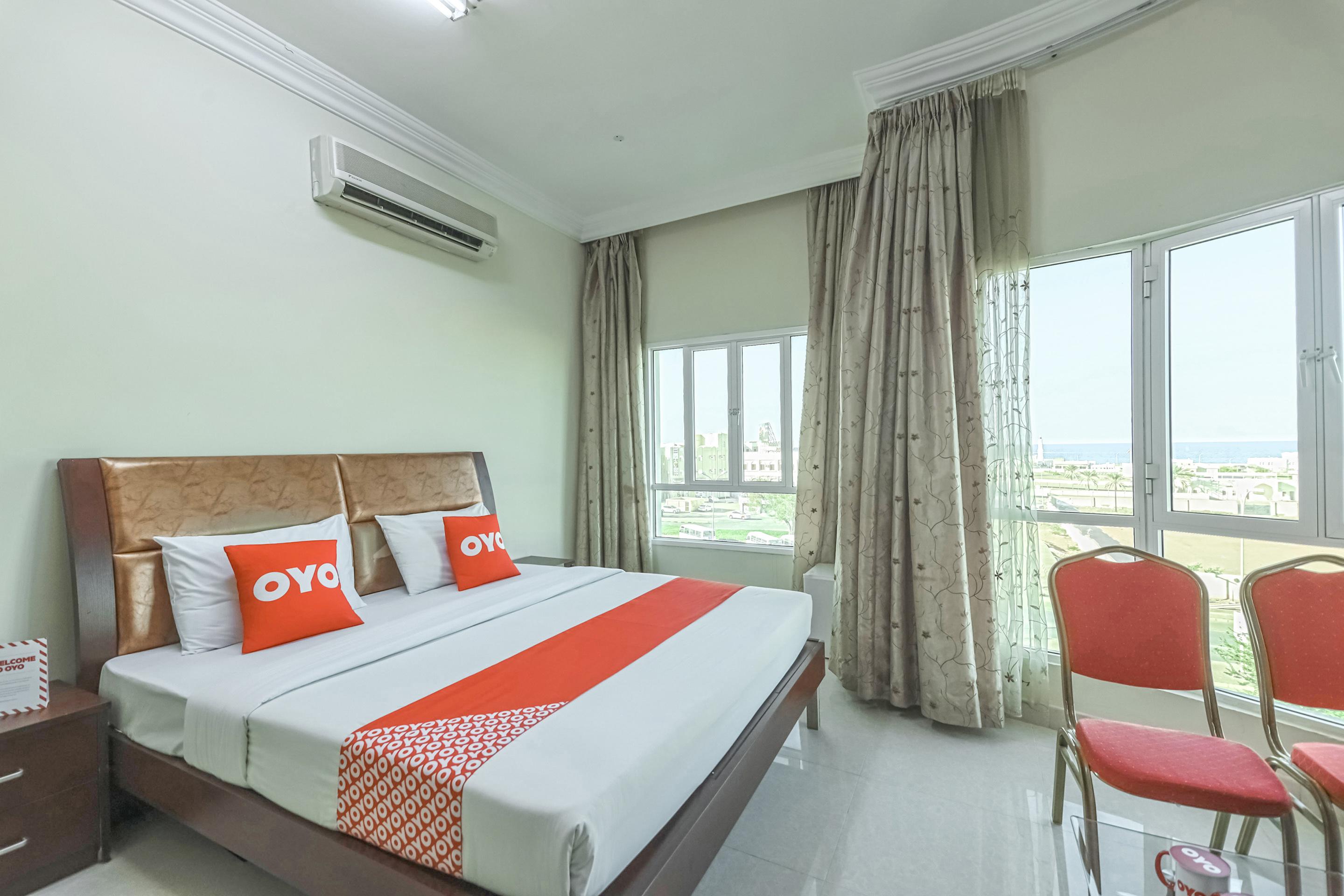 Super Oyo 111 Al Thabit Hotel Sur Exterior photo